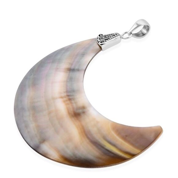Shell Pendant  - Picture 2 of 15